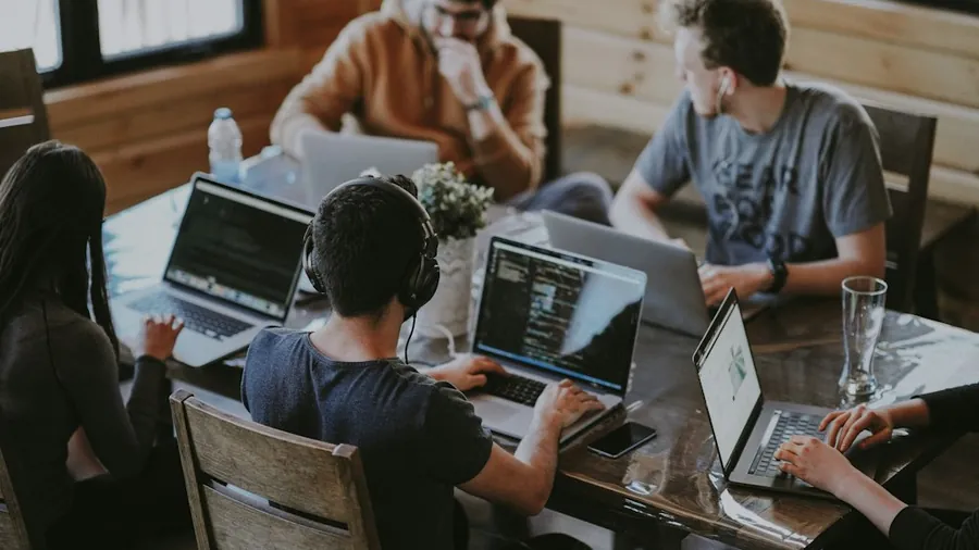 Remote Teams & Businesses